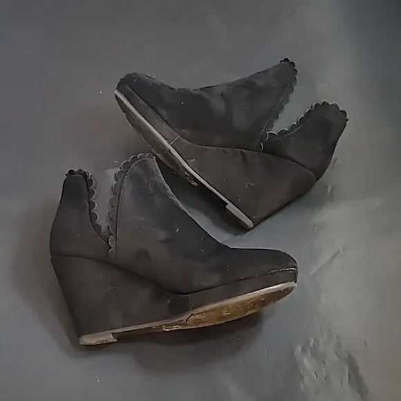 CHINESE LAUNDRY VANGO SUEDE WOMENS WEDGE BOOTIE - Picture 9 of 13